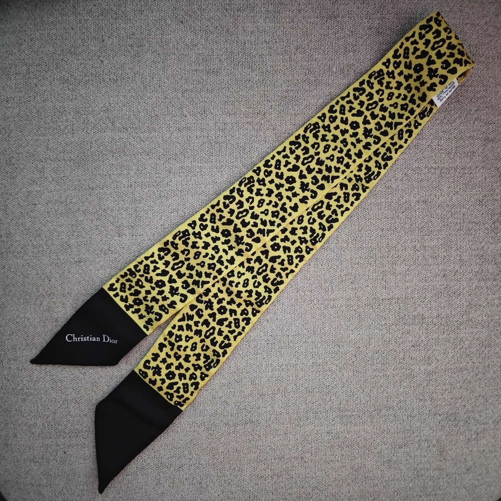 Dior lime green animal print Mitzah scarf - Picture 3 of 3